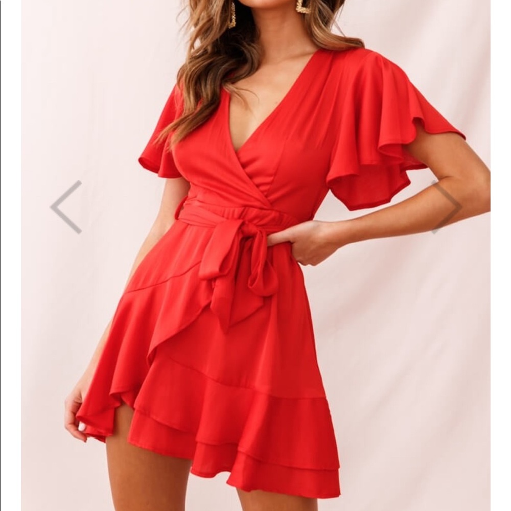 Selfie Leslie ruffle red dress